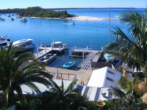Sail On In Boatshed - Hotel Accommodation 3