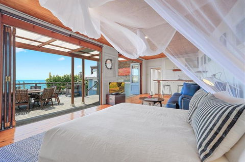 Sail On In Boatshed - Hotel Accommodation 6