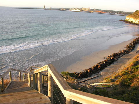 Clifftop Apartments Portland Vic - Hotel Accommodation 4