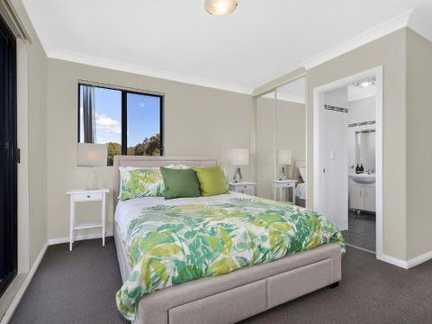 McGirr Penthouse Apartment - Hotel Accommodation 5