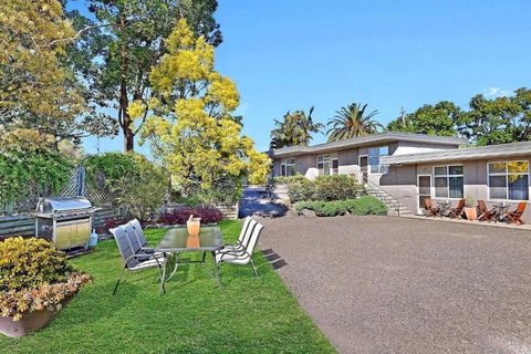 Wingham Motel - Hotel Accommodation 0