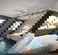 Sands Court on Boyd - Hotel Accommodation