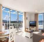 Bella Mare 2 Bedroom Ocean View Terrace Apt - Hotel Accommodation