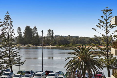 Golden Sands Apartment 10 - Hotel Accommodation 6