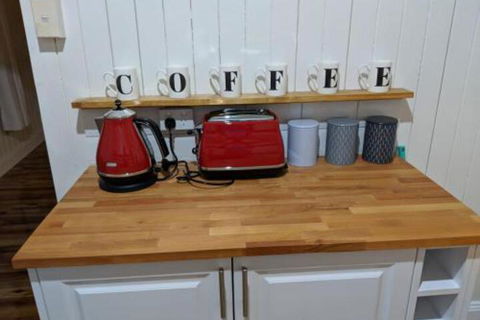 Victorias Cottage Warwick B & B - Hotel Accommodation 3