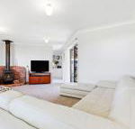 Ourimbah across from the local rock pools - Hotel Accommodation