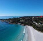 GRANITE BEACH HOUSE at Bay of Fires - Hotel Accommodation
