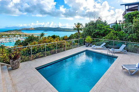 The Vue On Hamilton Island - Hotel Accommodation 3