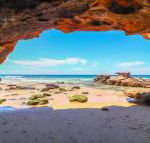 Coastal Horizons Beach House - Hotel Accommodation