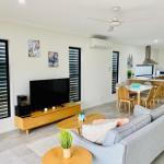AIRLIE BEACH Delight. Hop Skip Jump To Everything - Hotel Accommodation 0