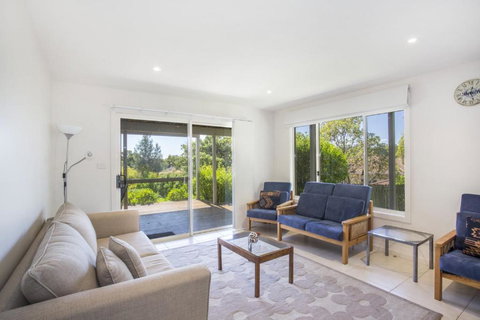 11 Riley St. Stylishly Modern - Hotel Accommodation 1