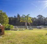 77 Lake Entrance Rd Waterfront Wonder - Hotel Accommodation