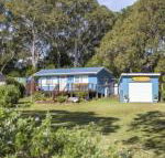 Retro Beach Cottage 681 Murramarang Rd - Hotel Accommodation
