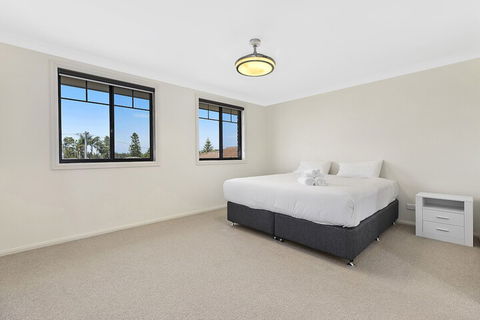 North Entrance Beach House - Hotel Accommodation 6