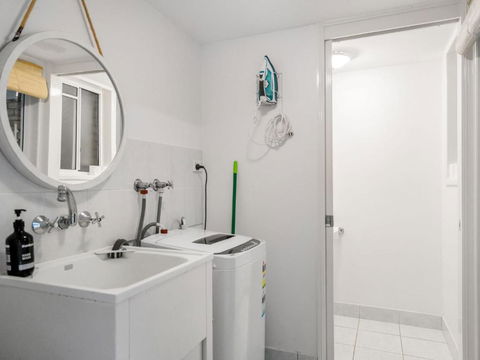 Eastpoint 3 - Hotel Accommodation 5