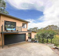 Postcards From the Edge - Hotel Accommodation