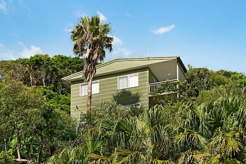 Palm Valley Drive 2 / 16 - Hotel Accommodation 6