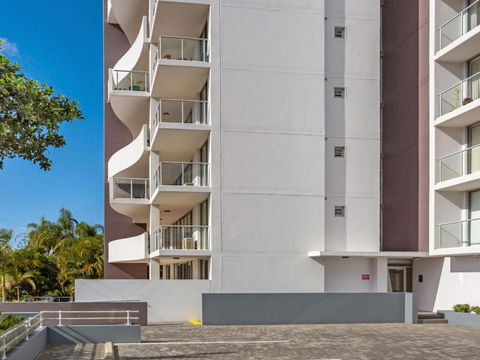 The Crest 201 Forster CBD! - Hotel Accommodation 1