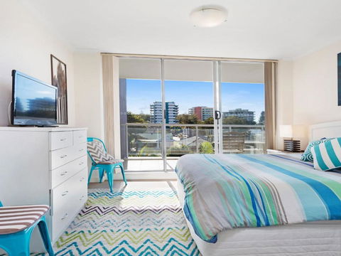 The Crest 201 Forster CBD! - Hotel Accommodation 5