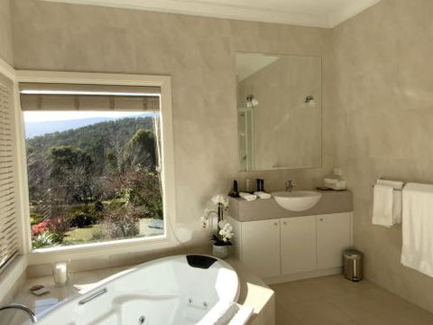 Delderfield Cottages - Hotel Accommodation 3