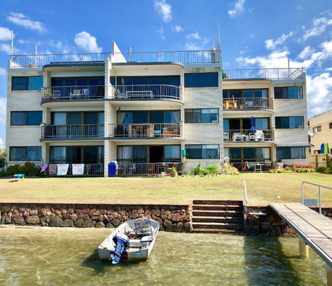7 Wharf Street - Hotel Accommodation 1