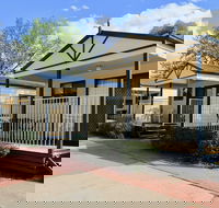 Young Tourist Park - Hotel Accommodation