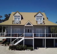 Monterey Bay of Fires - Hotel Accommodation