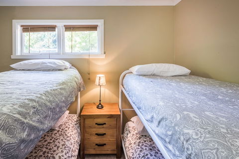 Avalon House - Hotel Accommodation 4