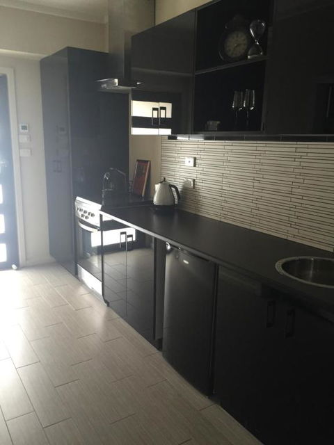 Kindred Lodge Apartments - Hotel Accommodation 1