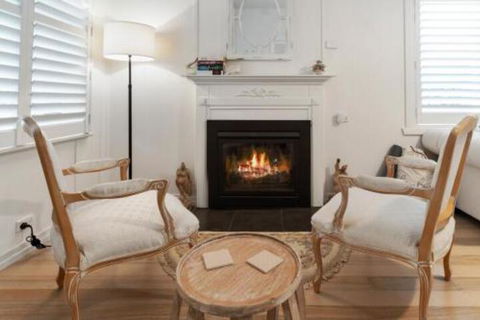 Amber Cottage Luxury Seaside Retreat With Outdoor Spa! - Hotel Accommodation 2