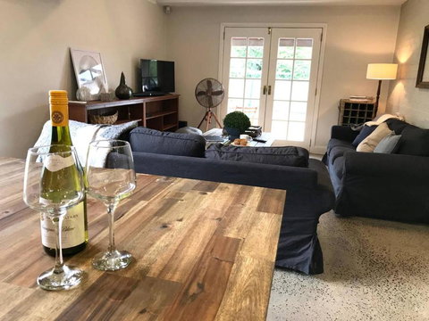 YSG The Edward Townhouse 151 Walk To Town - Hotel Accommodation 2