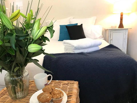 YSG The Edward Townhouse 151 Walk To Town - Hotel Accommodation 4