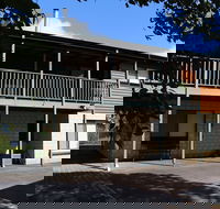Waterside View - Hotel Accommodation