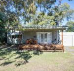 The Beach Shack on Spenser - Hotel Accommodation