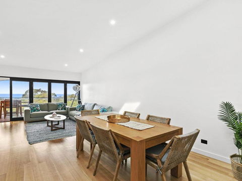POINT BREAK NEW LISTING 2019 - Hotel Accommodation 1