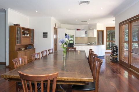 Taliesin Beautiful 4 Bedroom Home With Amazing Views! - Hotel Accommodation 4