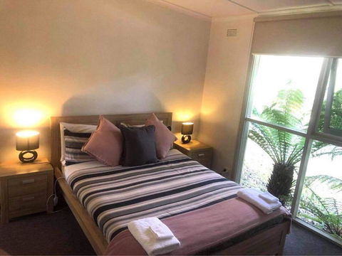 Russell Falls Holiday Cottages - Hotel Accommodation 2