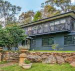 Bellara your home among the gum trees - Hotel Accommodation