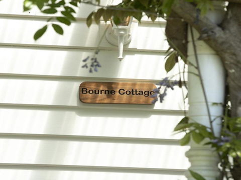 Bourne Cottage Perfect For All Seasons - Hotel Accommodation 6