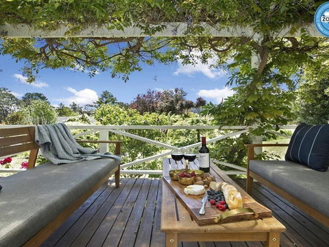 Bourne Cottage Perfect For All Seasons - Hotel Accommodation 4