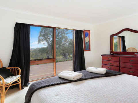 Cooinda 50 Percent Off Third Night On Weekend - Hotel Accommodation 1