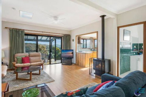 Inlet Views At 20 The Loop - Hotel Accommodation 4