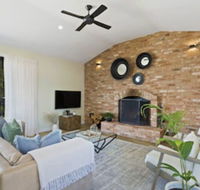 Embracing Evandale - Hotel Accommodation