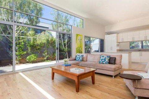 PALM COURT RETREAT MORNINGTON - Hotel Accommodation 5