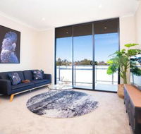 SP246 Brandnew modern Apt in Penrith with parking - Hotel Accommodation