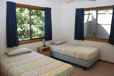 LIZ LAKE - Hotel Accommodation 5