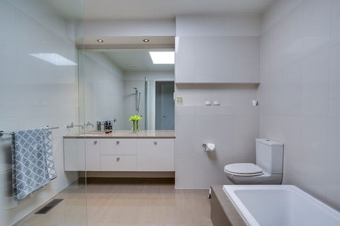 Kalina Retreat Tennis & Pool - Hotel Accommodation 7