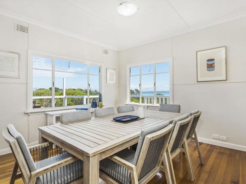 KIMBERLEY McCRAE - Hotel Accommodation 5