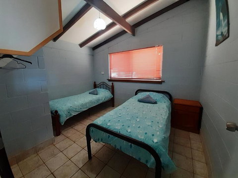 Carnarvon Beach Retreat - Hotel Accommodation 6