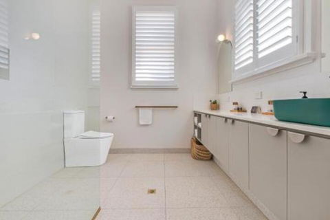Perricoota Station - Hotel Accommodation 3